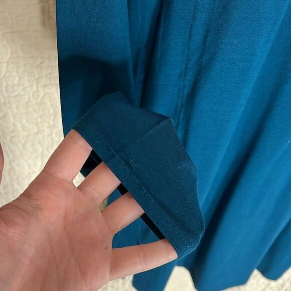 NWT J.Jill Luxe Supima Forward Seam Tunic - Picture 4 of 5